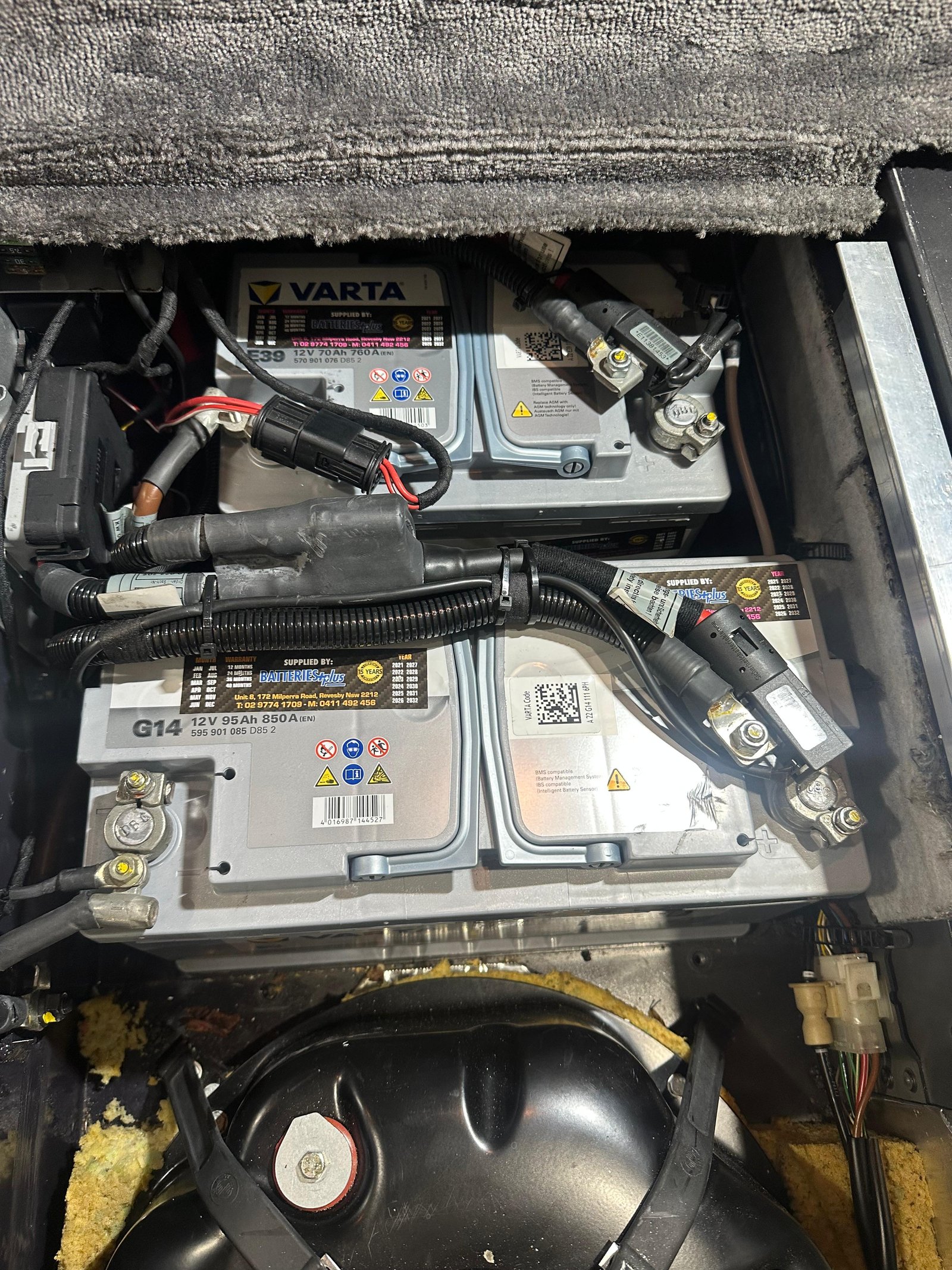 Mobile battery installation service